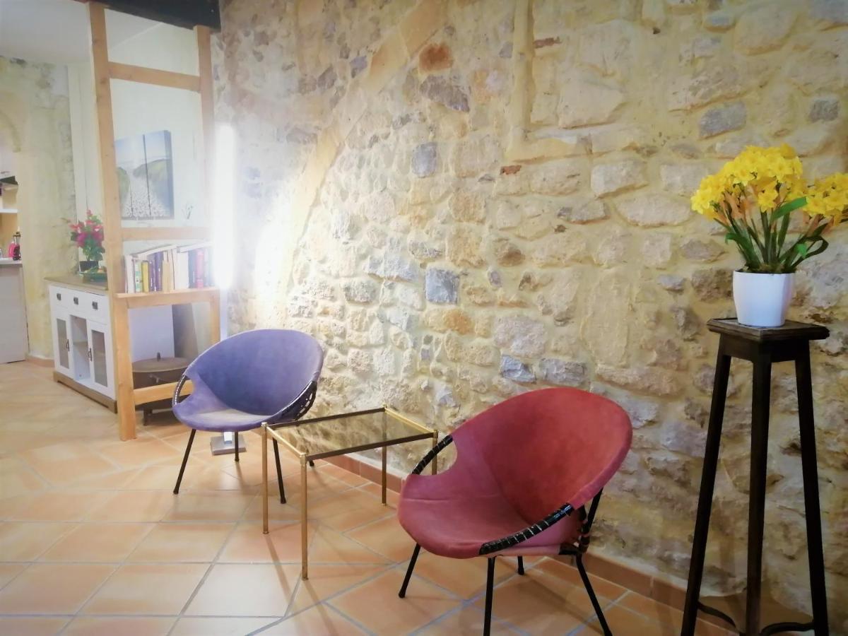 Coquet Studio Au Pied Des Arenes, Wifi Apartment Arles Ngoại thất bức ảnh